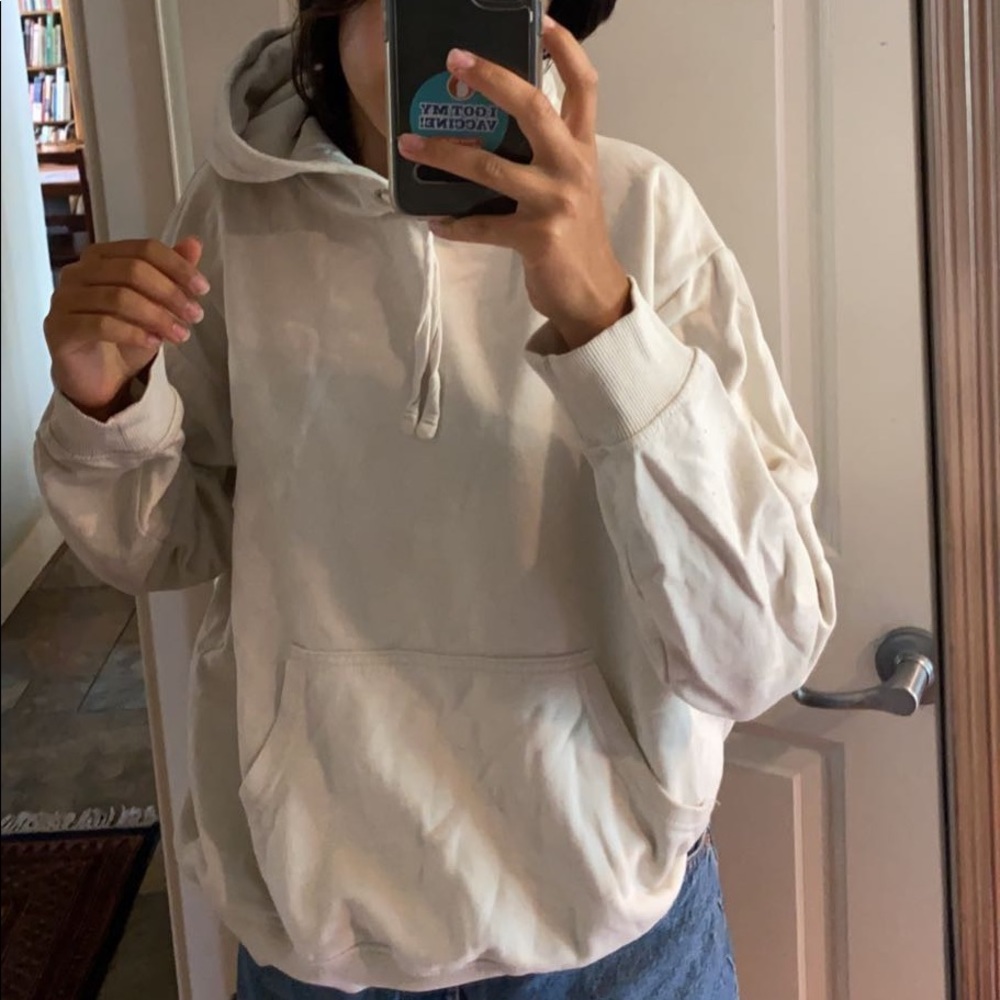 white/cream h&m hoodie